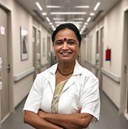 الدكتور ارونا كالرا